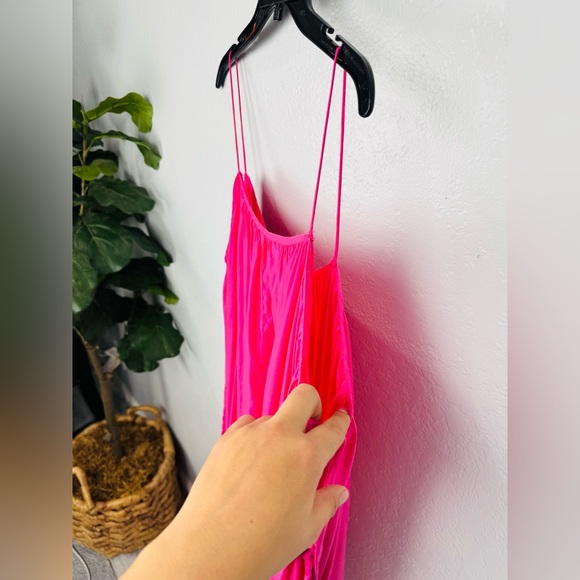 Jolie Bright Fuchsia Pink Scoop Neck Tassel Belt Tiered Midi Dress - Picture 5 of 11